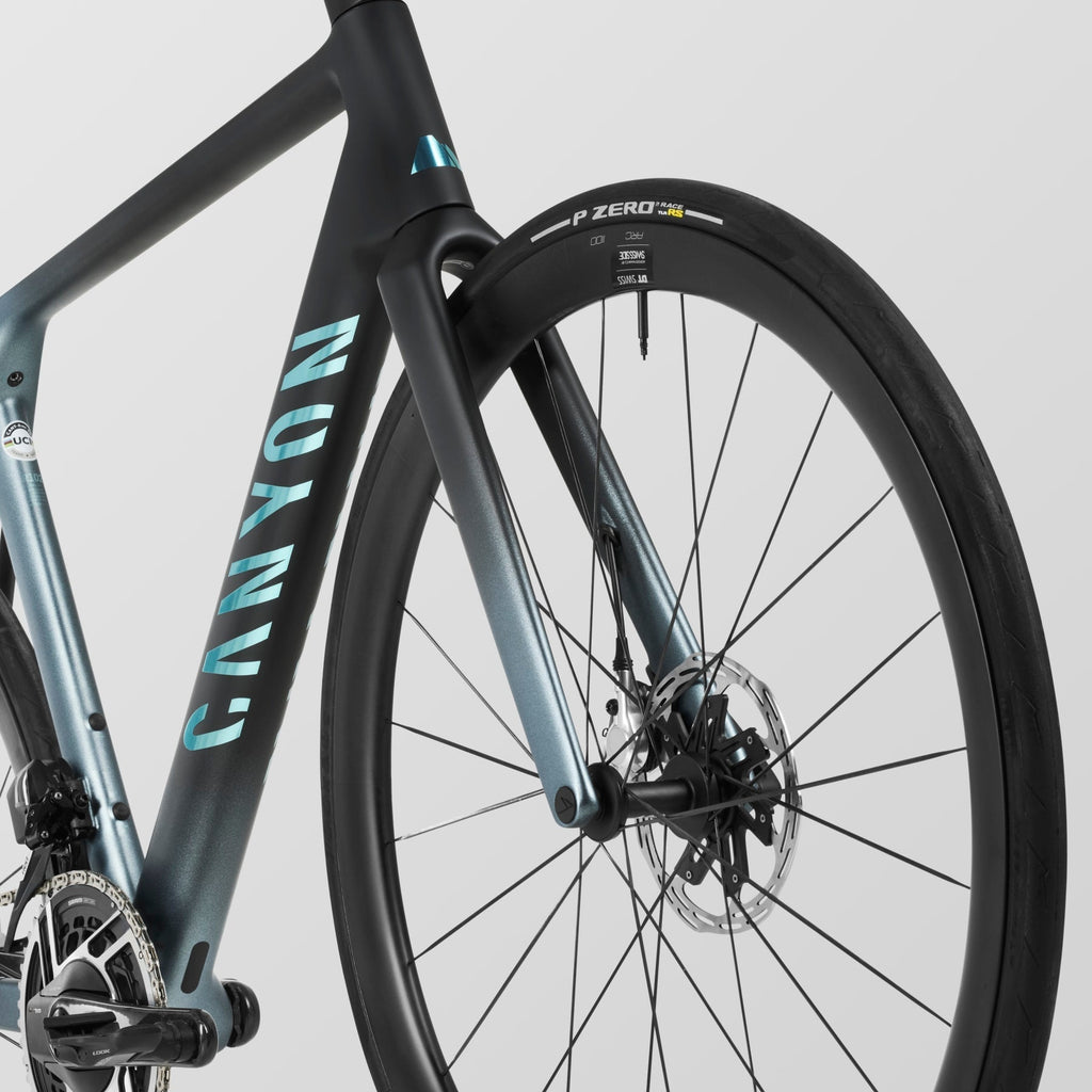 Ultimate CFR AXS – Outlet