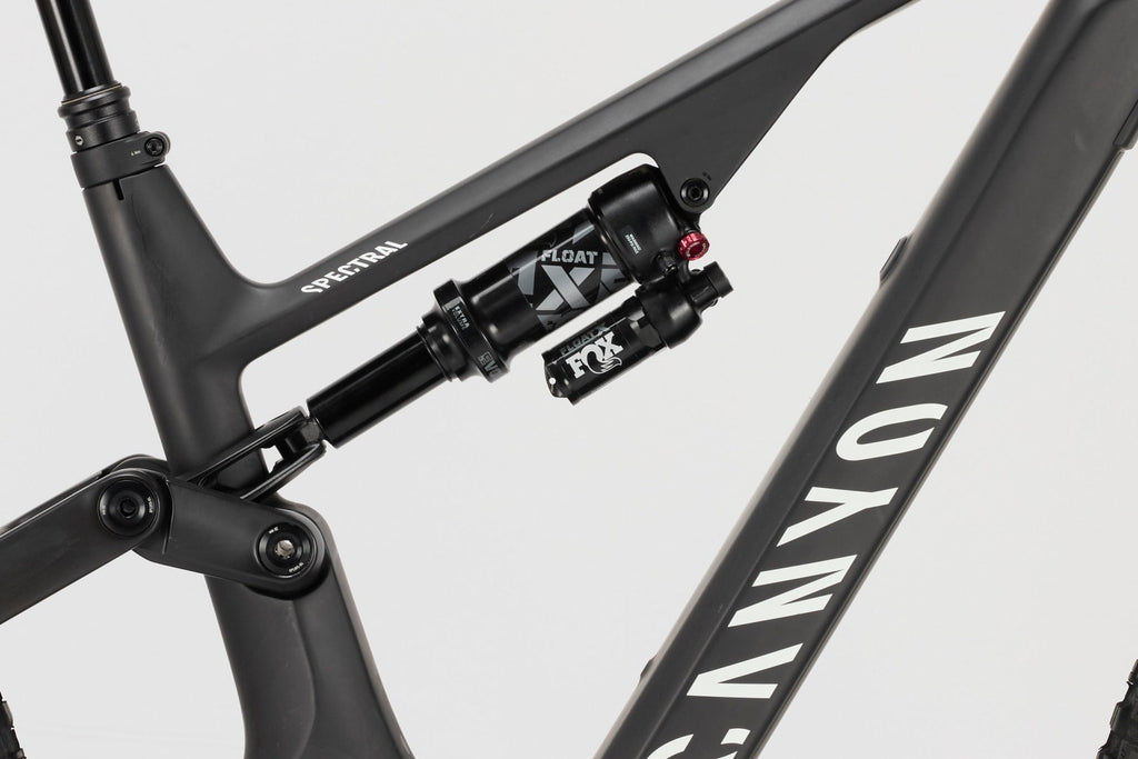 Spectral:ON CF 9 – Outlet
