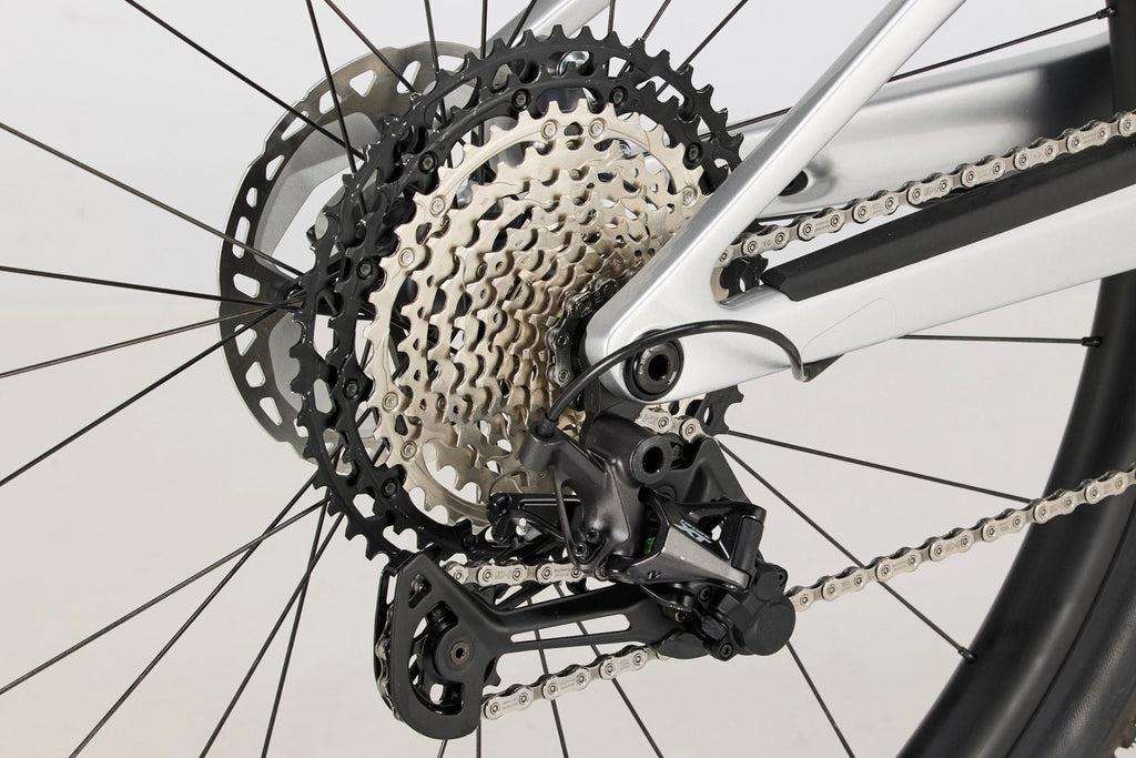 Lux Trail CF 8 – Outlet