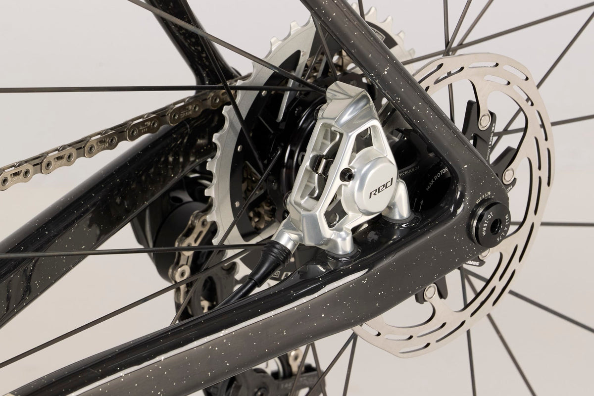 Ultimate CFR AXS – Outlet