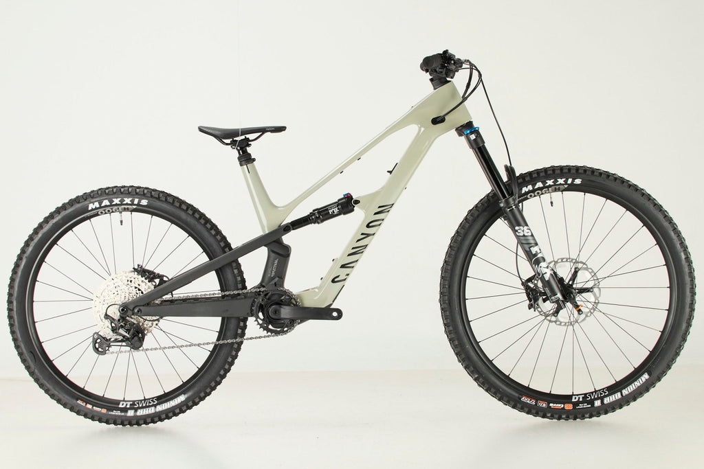 Spectral:ONfly CF 9 – Outlet