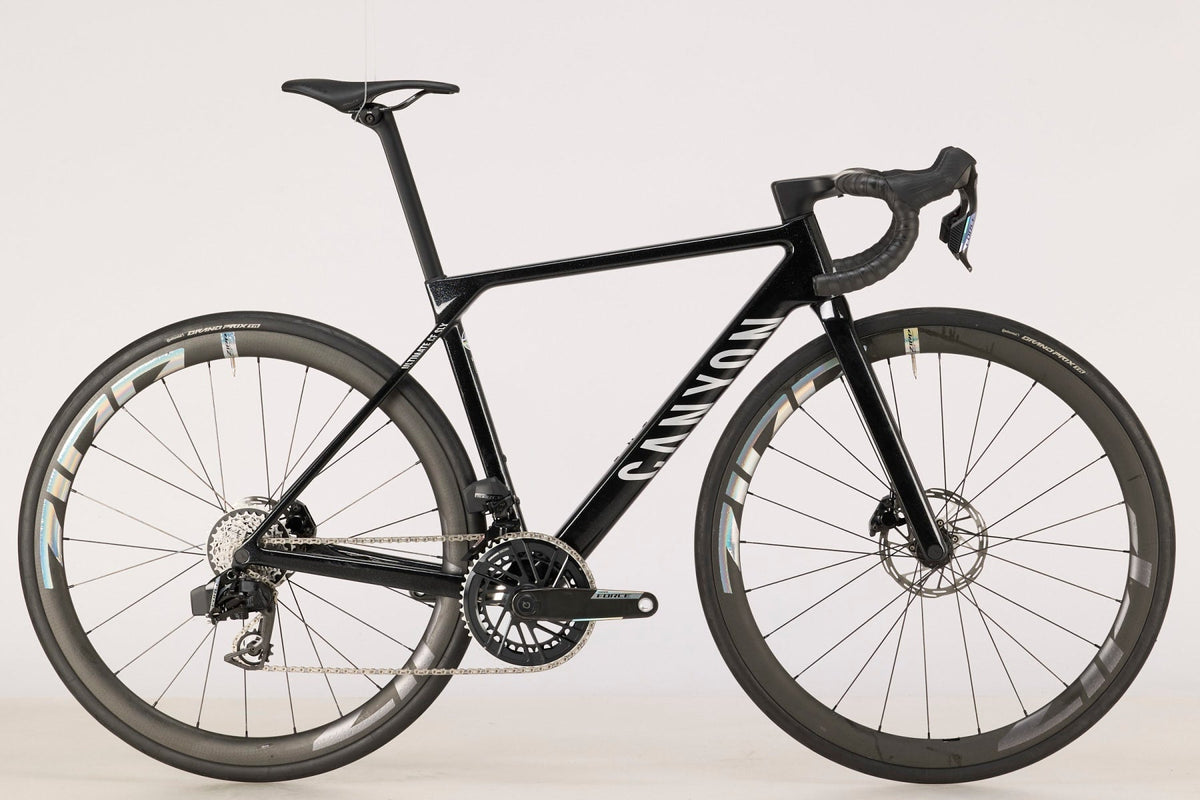 Ultimate CF SLX 8 AXS – Outlet