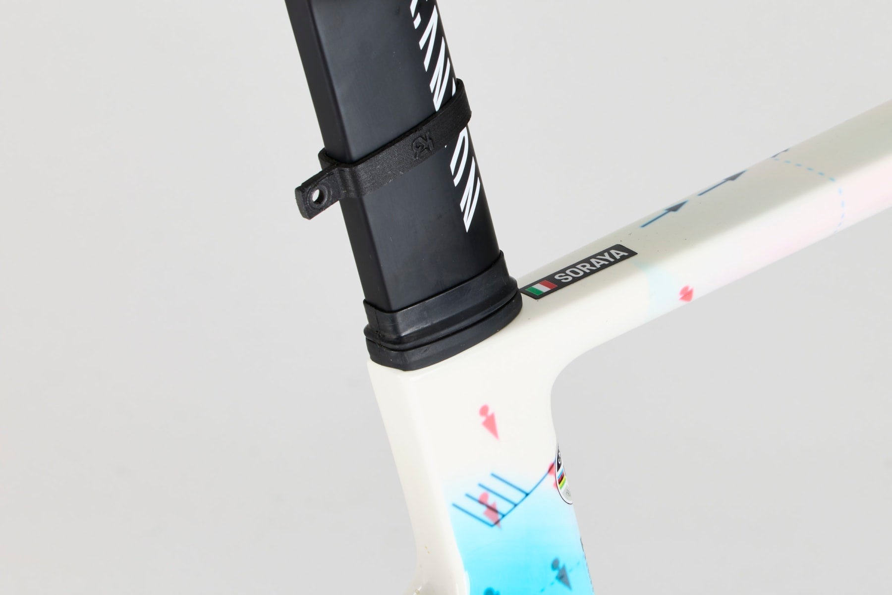 Aeroad CFR Team CSR – Outlet