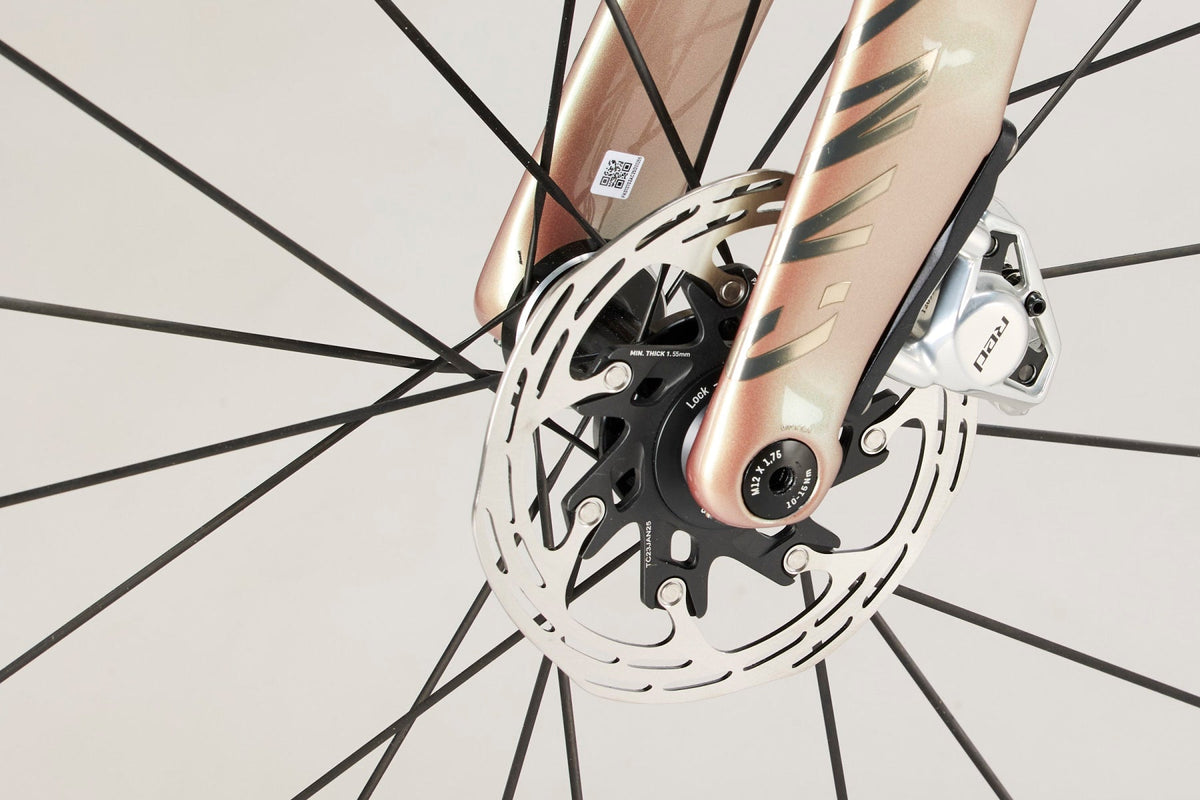 Aeroad CFR AXS – Outlet