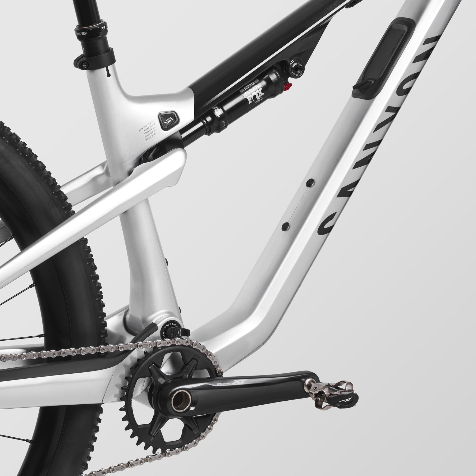 Lux Trail CF 8 – Outlet